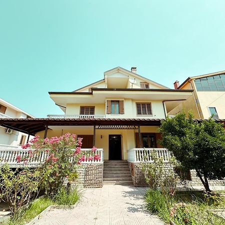 Vizion Hotel Shkodër Exteriör bild